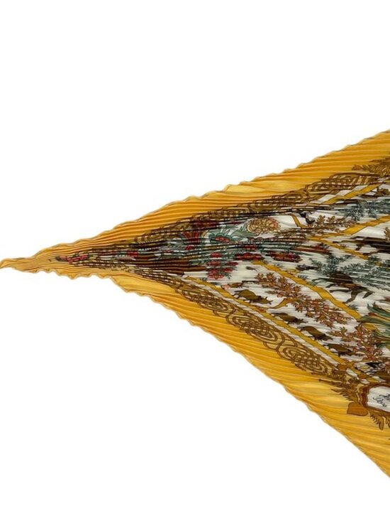 Hermes Scarf Pleated Silk Decoupages Paper Cutting Yellow - Picture 3 of 7